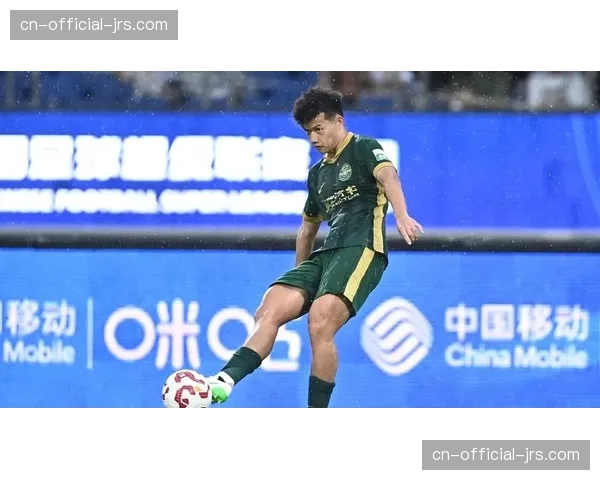 浙江队张瑷晖顶替刘浩帆司职中卫 后防线轮换组合被迫调整